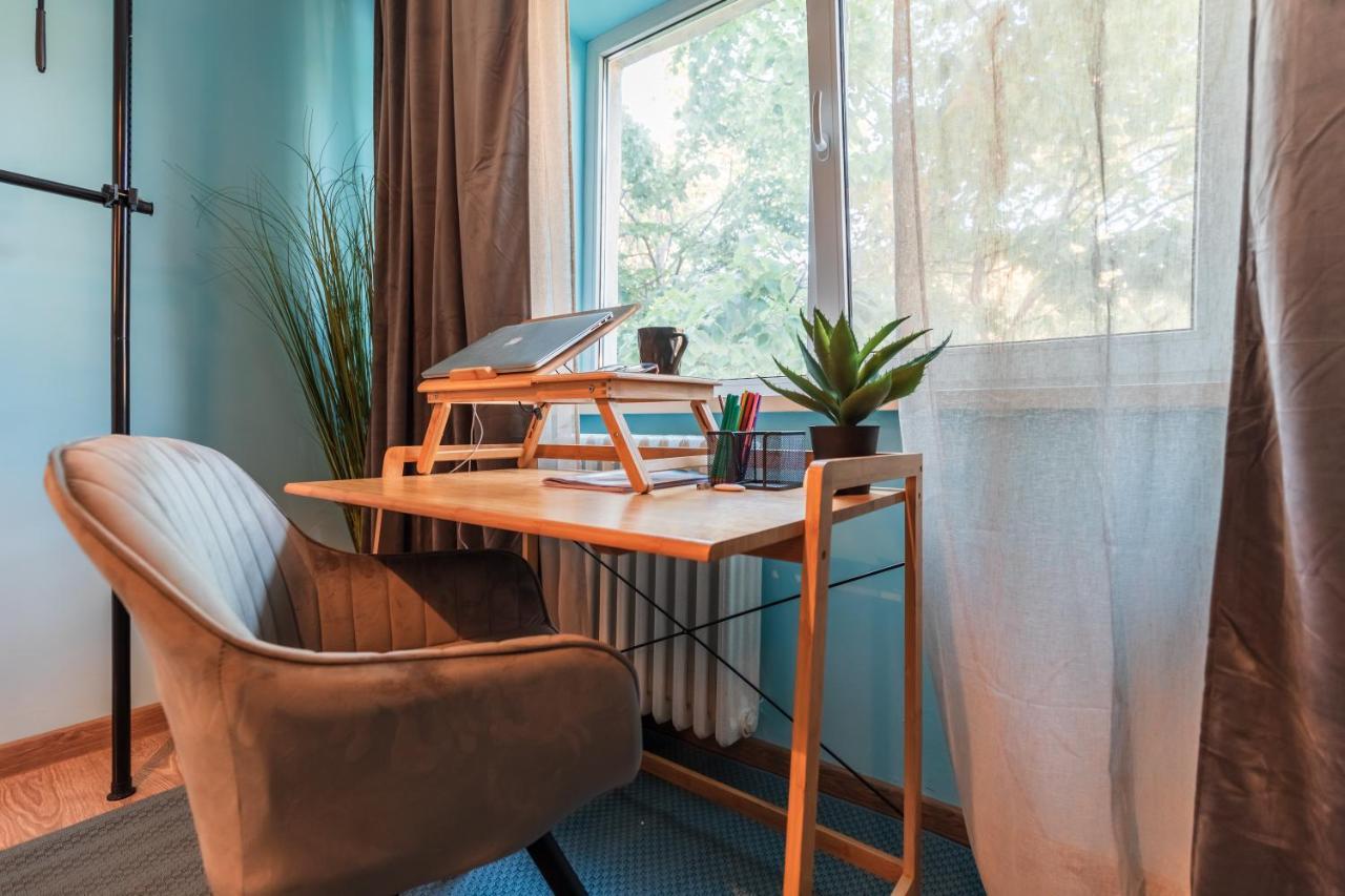 Jungle Apartment 15 Min Walk To Beach & Downtown Constanţa Eksteriør bilde